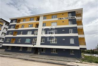 Yanı park emsallerine göre büyük ve kullanışlı ACİLL 1+1 DAİRE