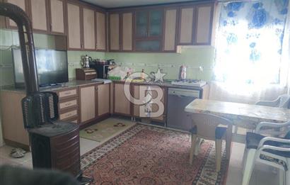 İZMİR MENEMEN EMİRALEM MERKEZDE SATILIK BAHÇELİ KÖY EVİ