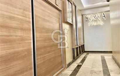 BORNOVA KÜÇÜK PARK, MUHTEŞEM KONUM YENİ BİNA, EŞYALI SATILIK 1+1