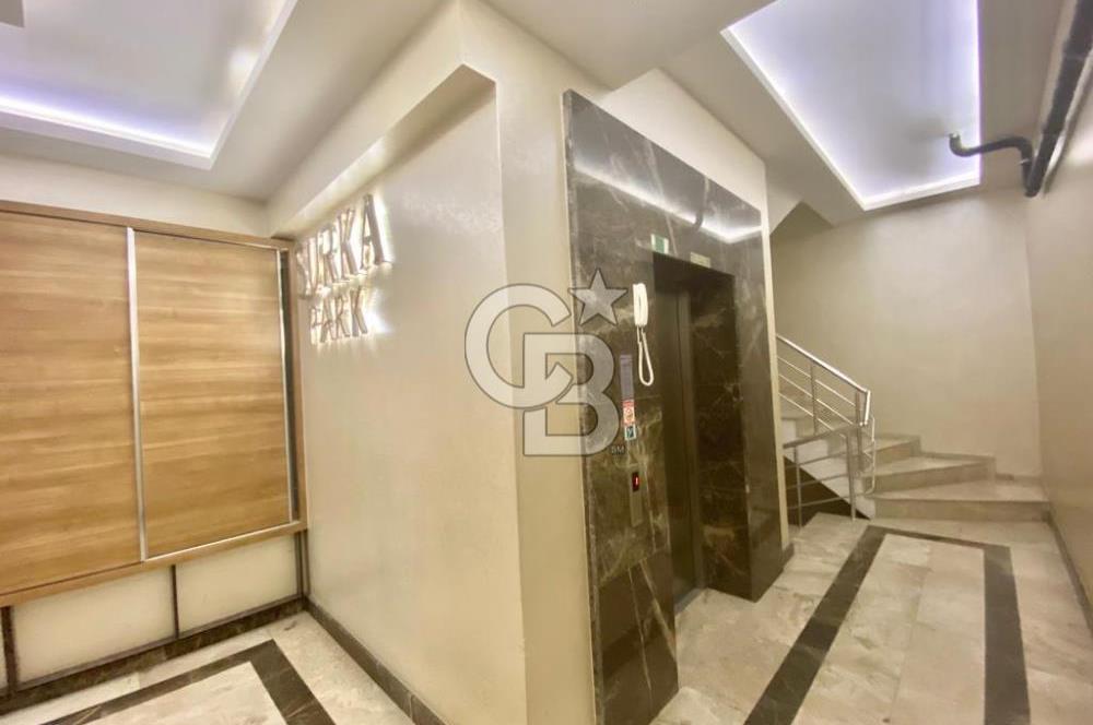 BORNOVA KÜÇÜK PARK, MUHTEŞEM KONUM YENİ BİNA, EŞYALI SATILIK 1+1