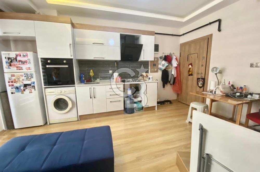 BORNOVA KÜÇÜK PARK, MUHTEŞEM KONUM YENİ BİNA, EŞYALI SATILIK 1+1