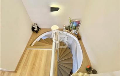 BORNOVA KÜÇÜK PARK, MUHTEŞEM KONUM YENİ BİNA, EŞYALI SATILIK 1+1
