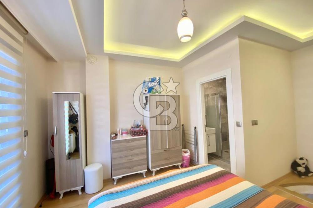 BORNOVA KÜÇÜK PARK, MUHTEŞEM KONUM YENİ BİNA, EŞYALI SATILIK 1+1