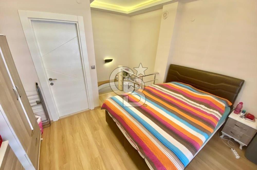 BORNOVA KÜÇÜK PARK, MUHTEŞEM KONUM YENİ BİNA, EŞYALI SATILIK 1+1