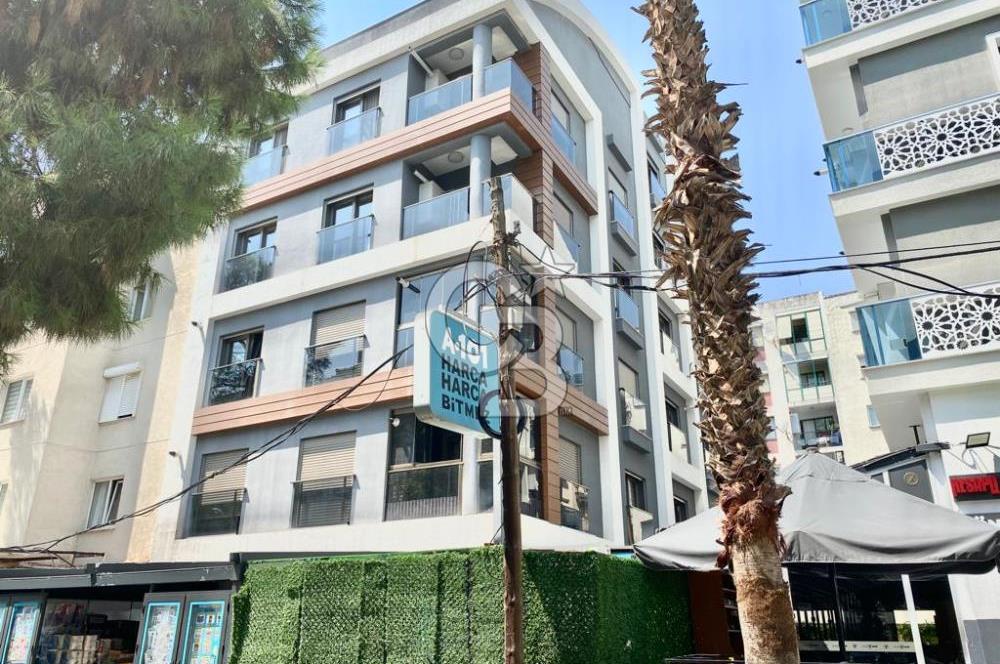 BORNOVA KÜÇÜK PARK, MUHTEŞEM KONUM YENİ BİNA, EŞYALI SATILIK 1+1