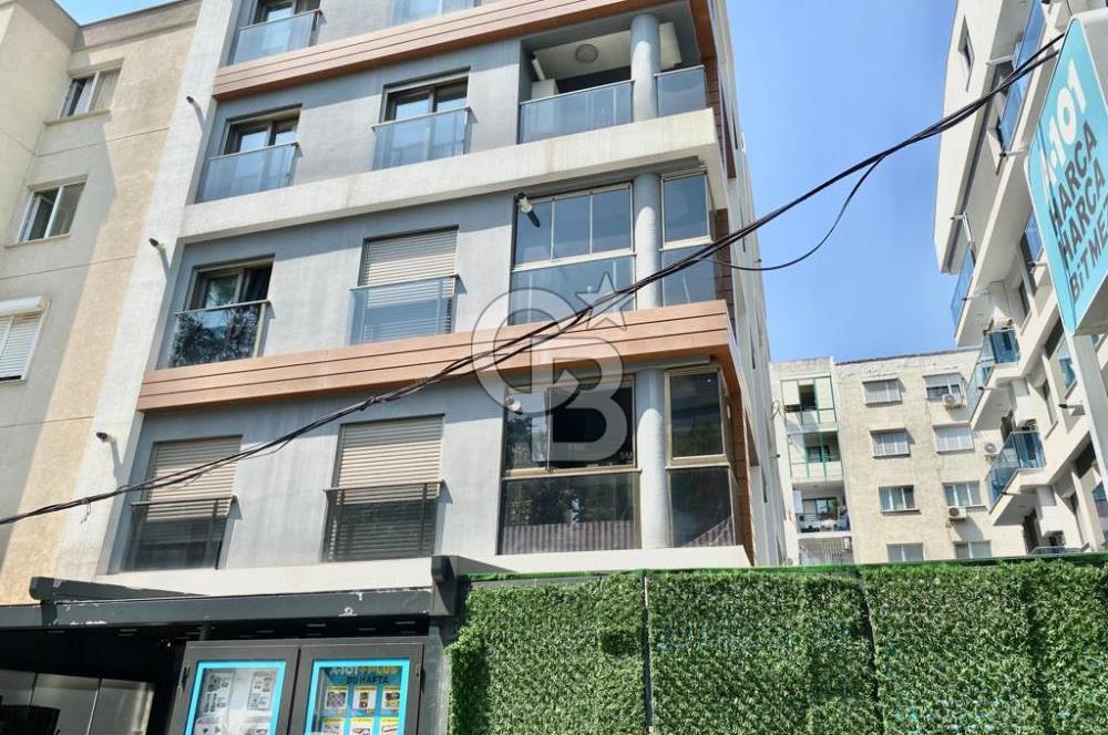 BORNOVA KÜÇÜK PARK, MUHTEŞEM KONUM YENİ BİNA, EŞYALI SATILIK 1+1