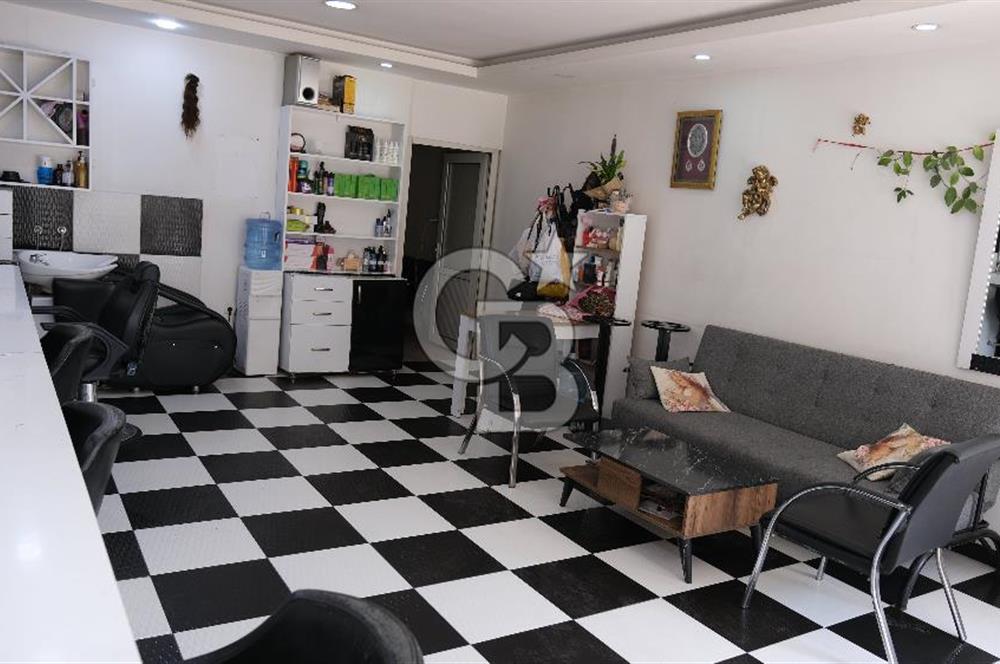 İstiklal Caddesi'nde Kiracılı, Bahçeli Bayan Kuaförü