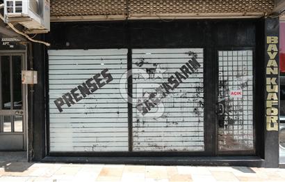 İstiklal Caddesi'nde Kiracılı, Bahçeli Bayan Kuaförü