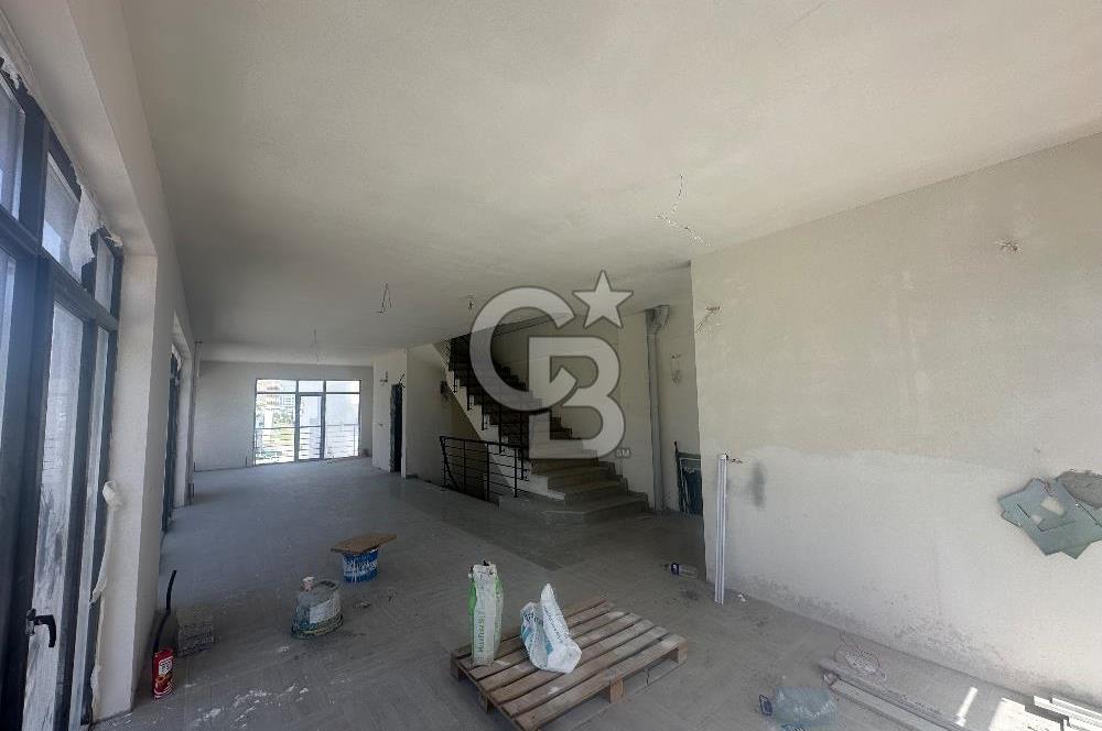 YAŞAMKENT TE CADDE ÜZERİ KÖŞE BAŞI SATILIK NATAMAM BİNA