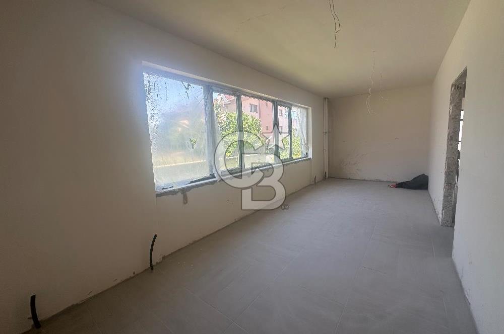 YAŞAMKENT TE CADDE ÜZERİ KÖŞE BAŞI SATILIK NATAMAM BİNA