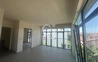 YAŞAMKENT TE CADDE ÜZERİ KÖŞE BAŞI SATILIK NATAMAM BİNA