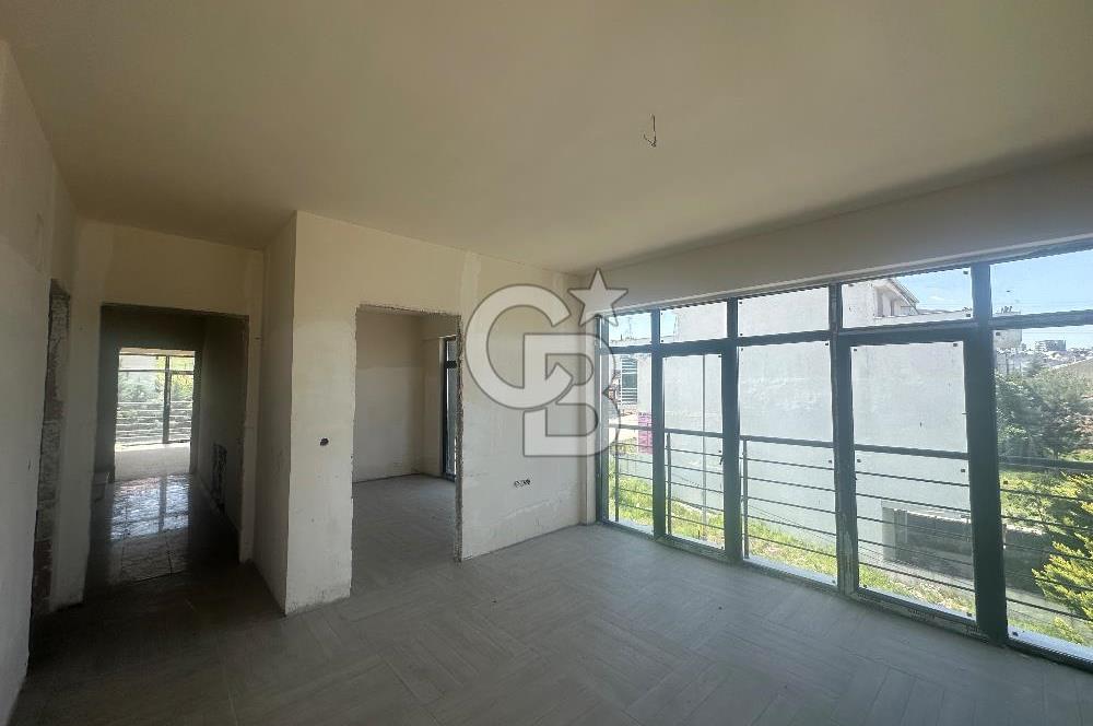 YAŞAMKENT TE CADDE ÜZERİ KÖŞE BAŞI SATILIK NATAMAM BİNA