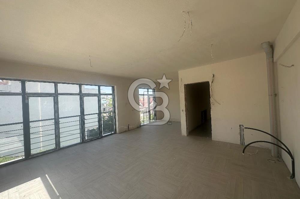 YAŞAMKENT TE CADDE ÜZERİ KÖŞE BAŞI SATILIK NATAMAM BİNA