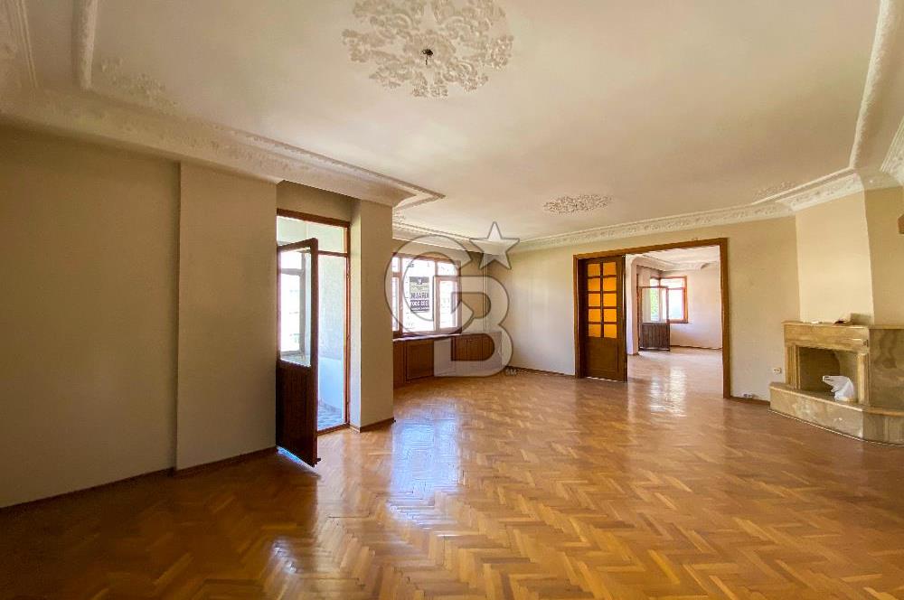 ERENKÖY MİNİBÜS YOLUNDA ÇİFT GİRİŞLİ GENİŞ DAİRE