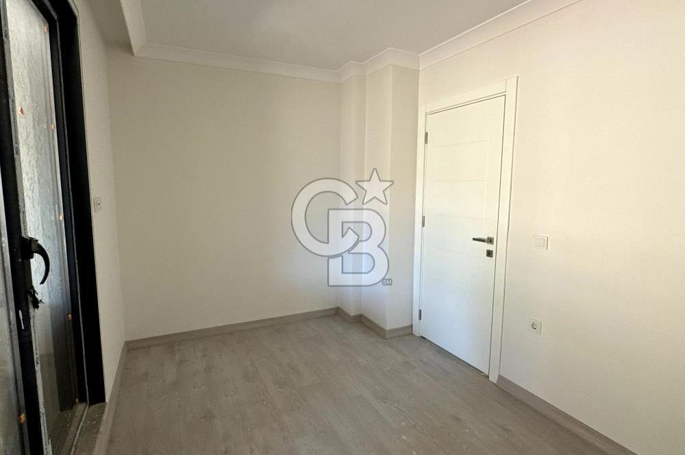Üsküdar Barbaros Mah. 3+1 Sıfır Bahçe Katı SATILIK Daire