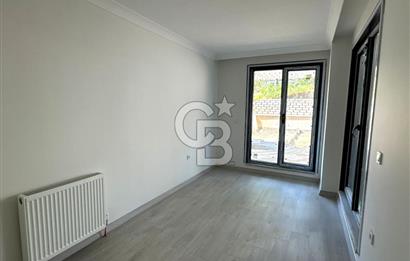Üsküdar Barbaros Mah. 3+1 Sıfır Bahçe Katı SATILIK Daire