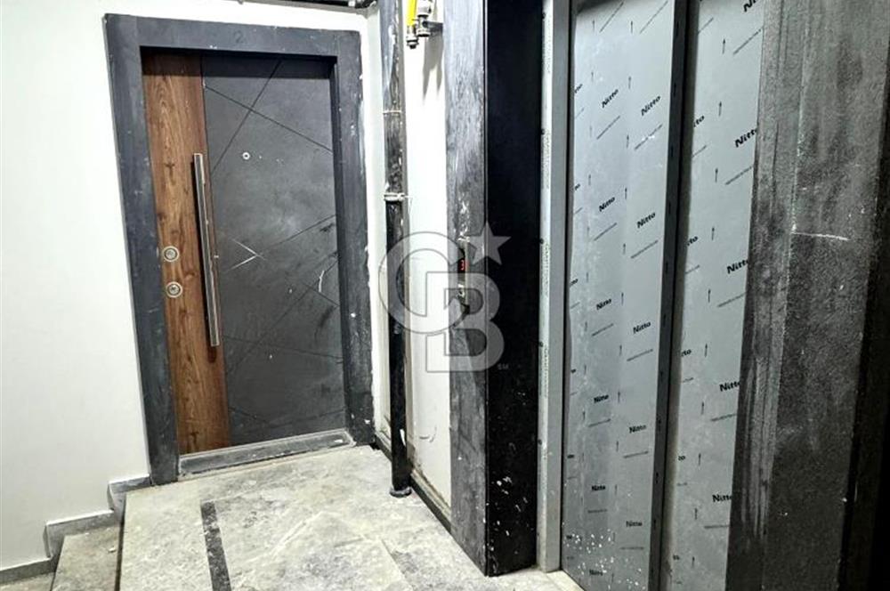 Üsküdar Barbaros Mah. 3+1 Sıfır Bahçe Katı SATILIK Daire
