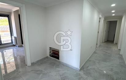 Üsküdar Barbaros Mah. 3+1 Sıfır Bahçe Katı SATILIK Daire