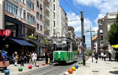 Kadıköy Osmanağa Mahallesi Bahariye Caddesi Kiralık Ofis,İşyeri