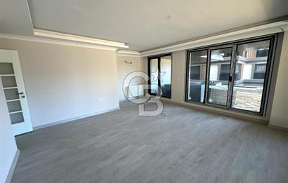 Üsküdar Barbaros Mah. 3+1 Sıfır Bahçe Katı SATILIK Daire