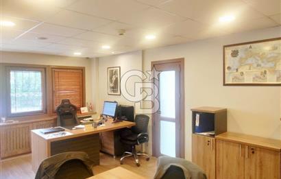 KOZYATAĞI MERKEZDE SİTE İÇERİSİNDE İSKANLI OTOPARKLI YÜKSEK GİRİŞ OFİS