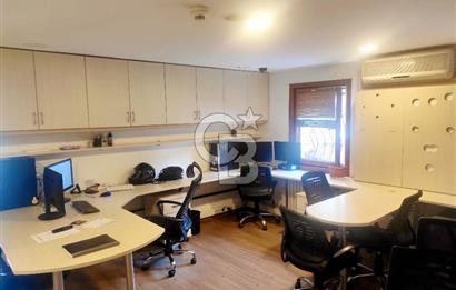 KOZYATAĞI MERKEZDE SİTE İÇERİSİNDE İSKANLI OTOPARKLI YÜKSEK GİRİŞ OFİS
