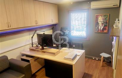 KOZYATAĞI MERKEZDE SİTE İÇERİSİNDE İSKANLI OTOPARKLI YÜKSEK GİRİŞ OFİS