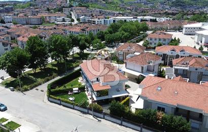 ALTINIŞIK; AKILLI EV TEKNOLOJİLERİNE SAHİP FONKSİYONEL VİLLA.