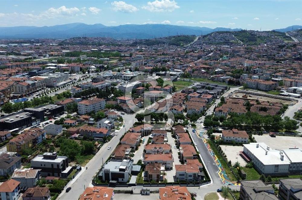 ALTINIŞIK; AKILLI EV TEKNOLOJİLERİNE SAHİP FONKSİYONEL VİLLA.