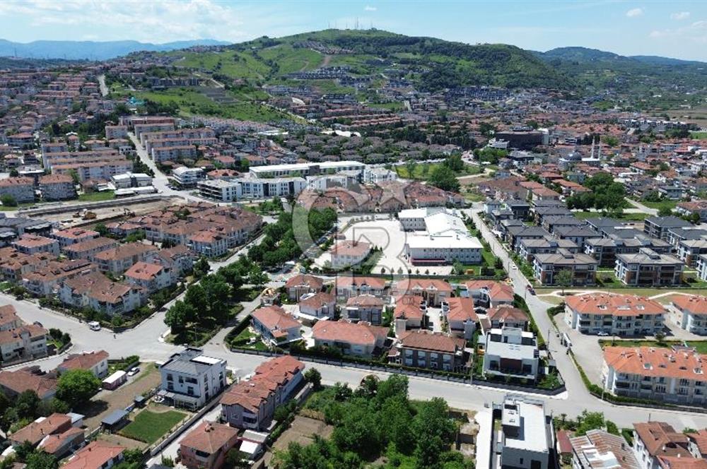 ALTINIŞIK; AKILLI EV TEKNOLOJİLERİNE SAHİP FONKSİYONEL VİLLA.