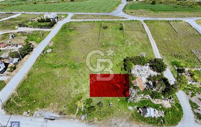 ARNAVUTKÖY HADIMKÖY DE MÜSTAKİL VİLLA İMARLI 261 M2 ARSA