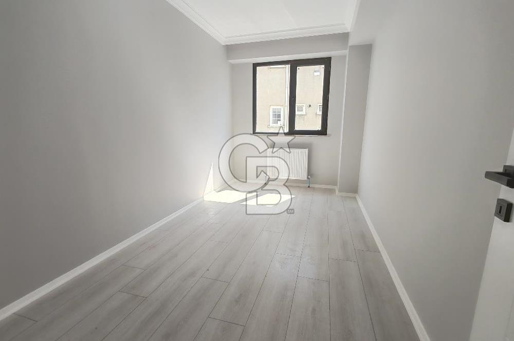 Samandıra merkezde butik site içi 3+1 satılık arakat
