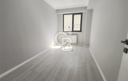 Samandıra merkezde butik site içi 3+1 satılık arakat