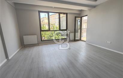 Samandıra merkezde butik site içi 3+1 satılık arakat