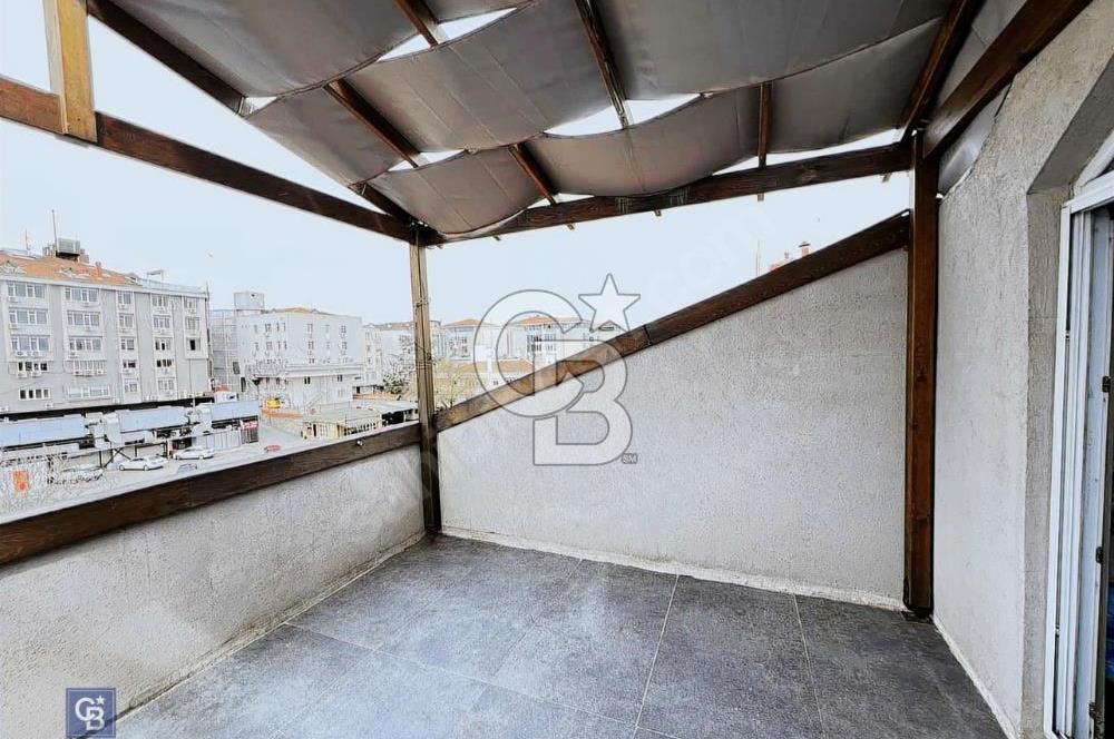 ALTUNİZADE DE SİTE İÇİNDE TERASLI DUBLEKS