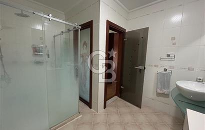 Ardıçlı Evler’de Geniş Bahçeli Satılık Tripleks Villa