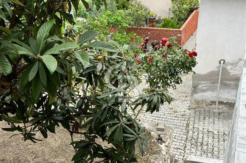 İZMİR DİKİLİ BADEMLİ'DE EŞYALI KİRALIK DAİRE
