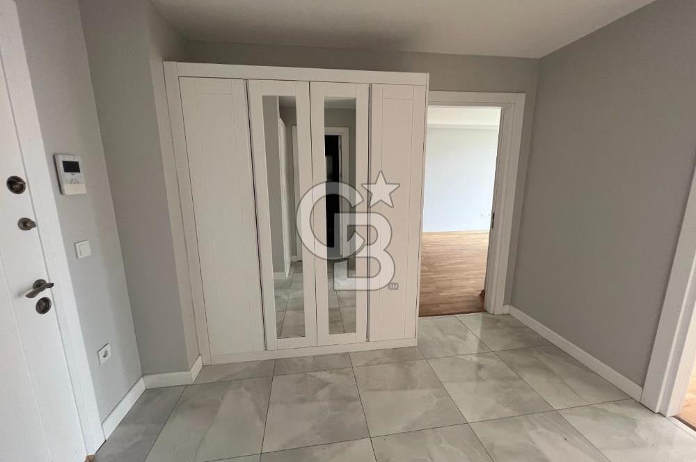 Kartal Atalar Cordella Sitesi Boş 2+1 Fırsat Satılık Daire