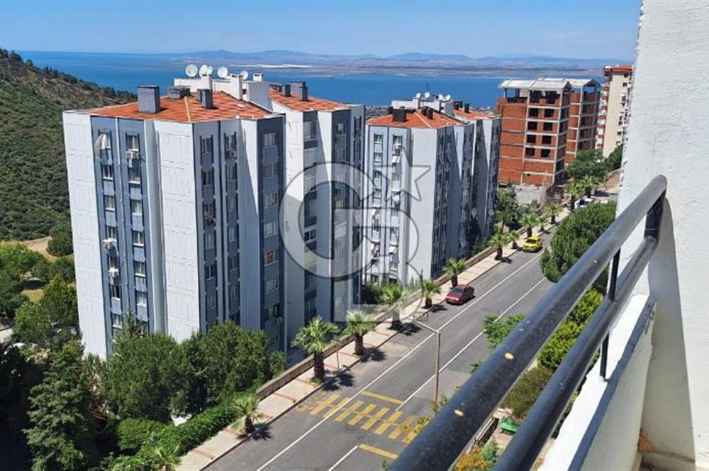Narlıdere Narbel Sitesinde Deniz Manzaralı Kiralık 2+1 Daire