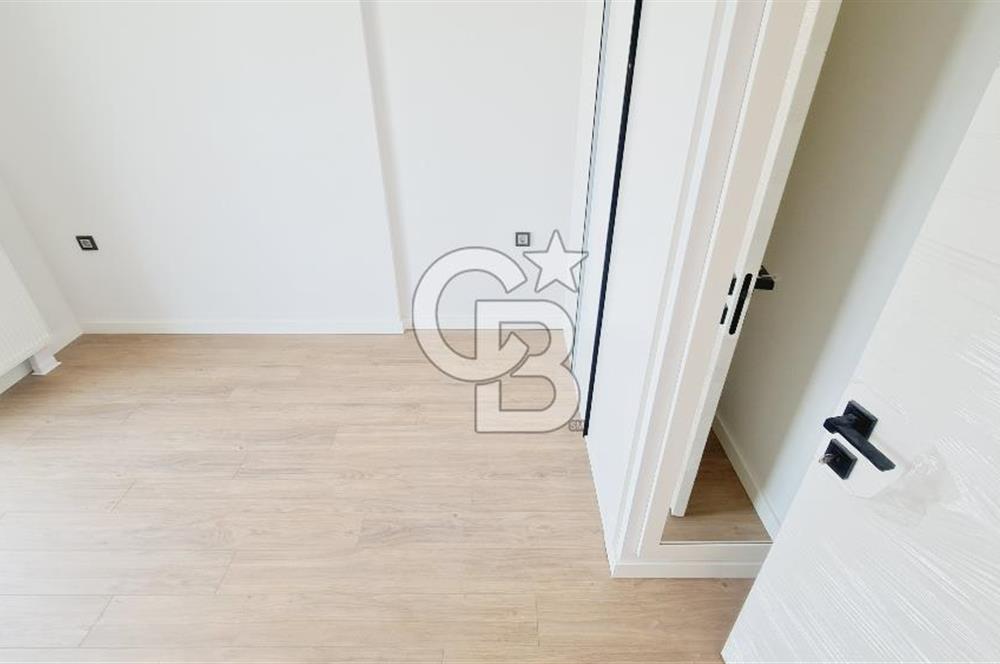 Manisa Meydan Sitesi Havuz Cephe Kiralık 1+1 Daire