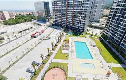 Manisa Meydan Sitesi Havuz Cephe Kiralık 1+1 Daire