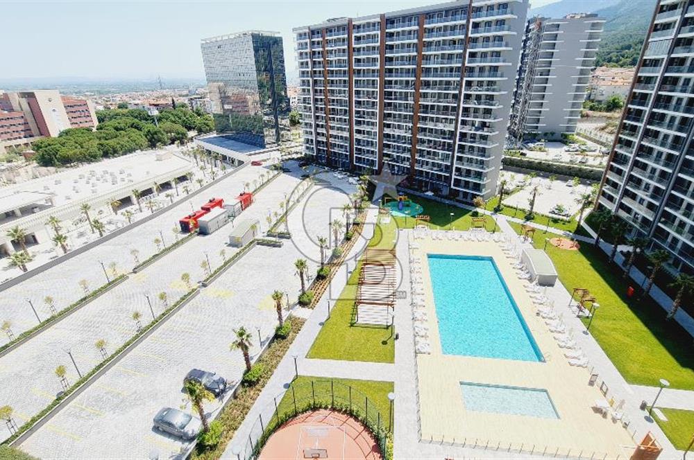 Manisa Meydan Sitesi Havuz Cephe Kiralık 1+1 Daire