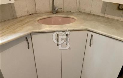 Karşıyaka Girne Bulvarı Üzerinde Kiralık 4+1 Daire