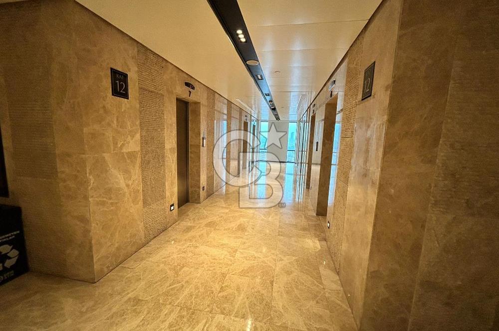 Şişli Nurol Tower'da Çift Cepheli Satılık Geniş Ofis