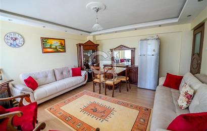 * Güzelbahçe'de 3. Kat Ferah Daire – 3+1, Kapalı Mutfak, 120 m²