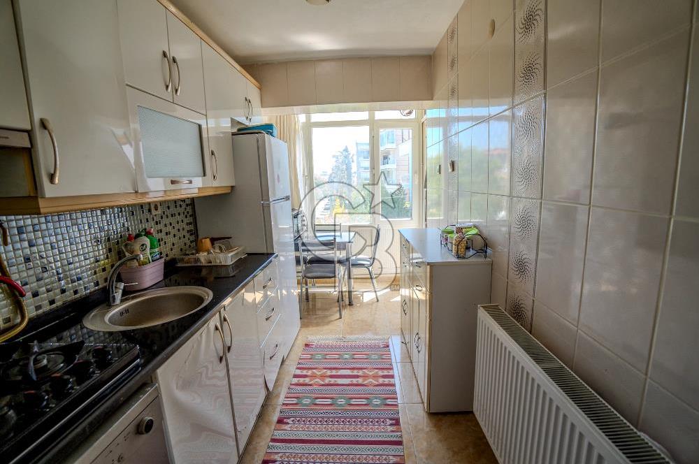 * Güzelbahçe'de 3. Kat Ferah Daire – 3+1, Kapalı Mutfak, 120 m²