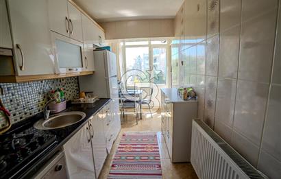 * Güzelbahçe'de 3. Kat Ferah Daire – 3+1, Kapalı Mutfak, 120 m²