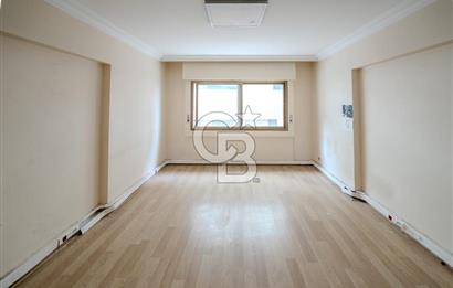 ALSANCAK 1.KORDONDA DENİZ MANZARALI SATILIK GENİŞ 4+1 DAİRE