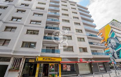 ALSANCAK 1.KORDONDA DENİZ MANZARALI SATILIK GENİŞ 4+1 DAİRE