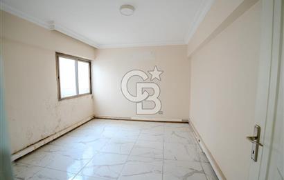 ALSANCAK 1.KORDONDA DENİZ MANZARALI SATILIK GENİŞ 4+1 DAİRE